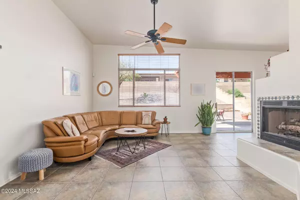 Oro Valley, AZ 85737,518 W Spearhead Road