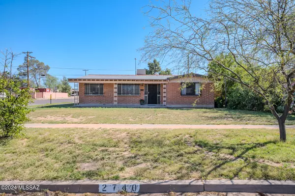 2740 E Beverly Drive, Tucson, AZ 85716