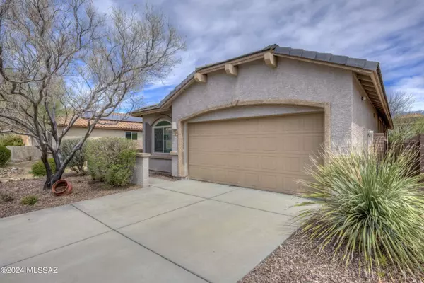 Oro Valley, AZ 85755,12860 N Camino Vieja Rancheria