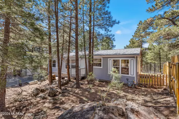 2565 Tishepi Trail, Flagstaff, AZ 86001