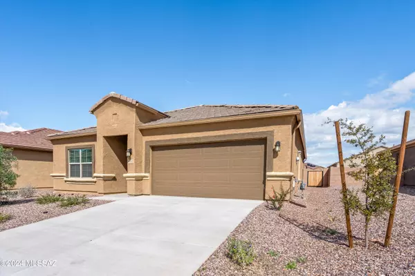 8762 W Baja Fairy Drive, Marana, AZ 85653