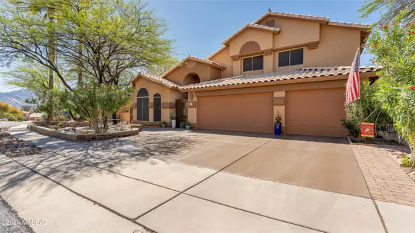 11439 N Silver Pheasant Loop, Tucson, AZ 85737