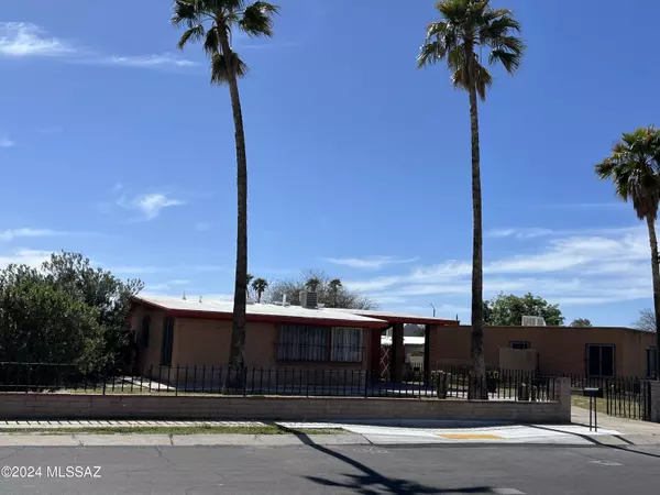 821 W Hawaii Drive, Tucson, AZ 85706