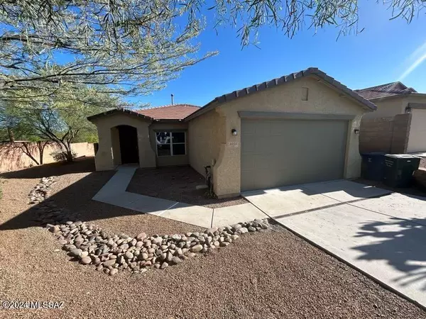 4037 E Wading Duck Court, Tucson, AZ 85712