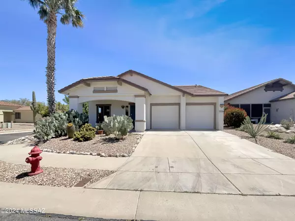 2324 Avenida Del Petalo, Green Valley, AZ 85614