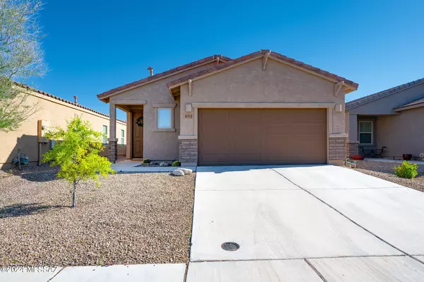 Sahuarita, AZ 85629,892 E Bottomlands Lane