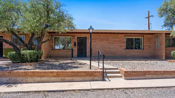 Tucson, AZ 85745,1918 W Anklam Road