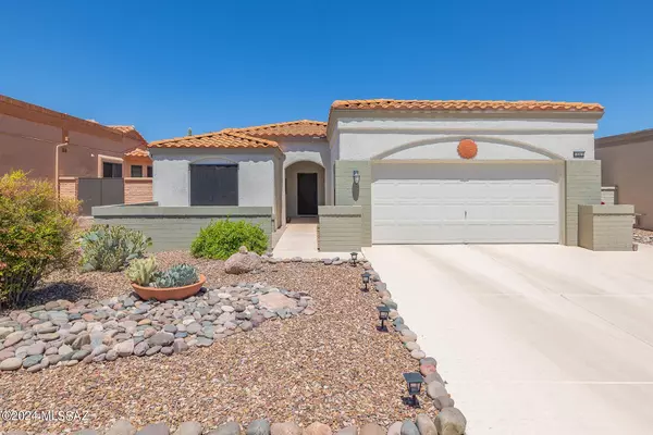 1661 E Firefly Court,  Oro Valley,  AZ 85755