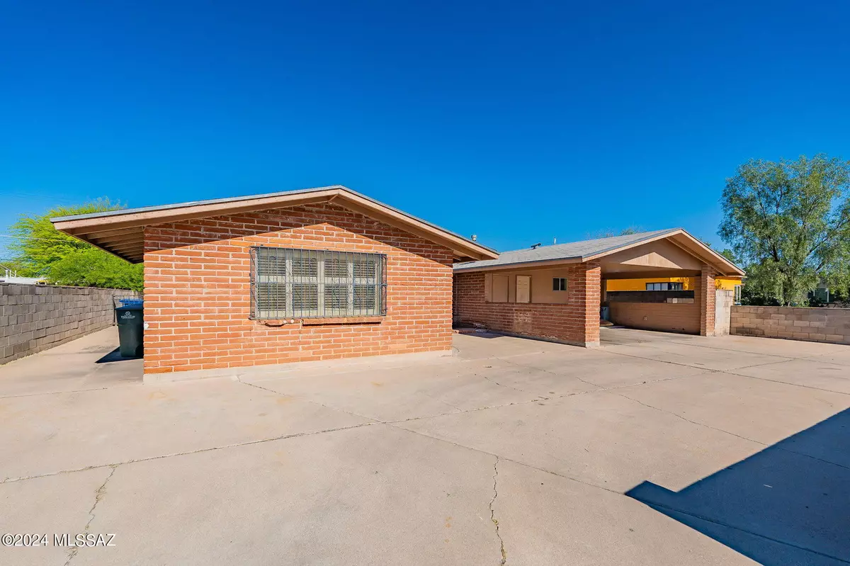 Tucson, AZ 85712,2650 N Columbus Boulevard