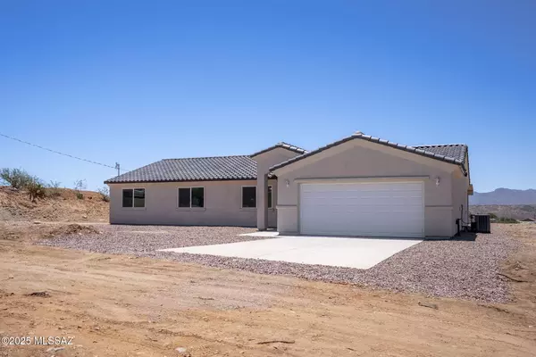 Rio Rico, AZ 85648,1666 Vereda Neblina