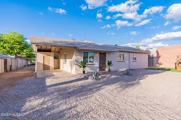 2649 E Keswick Circle,  Tucson,  AZ 85713