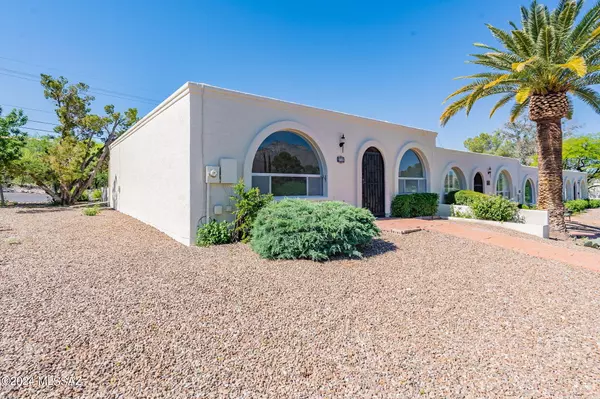 8096 E Shadow Canyon Road,  Tucson,  AZ 85750