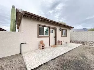 8010 N La Oesta Avenue #GH, Tucson, AZ 85704