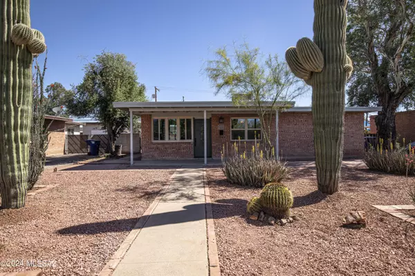 2908 E 21St Street, Tucson, AZ 85716