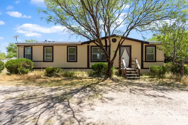 1419 N Cottonwood Lane, Benson, AZ 85602