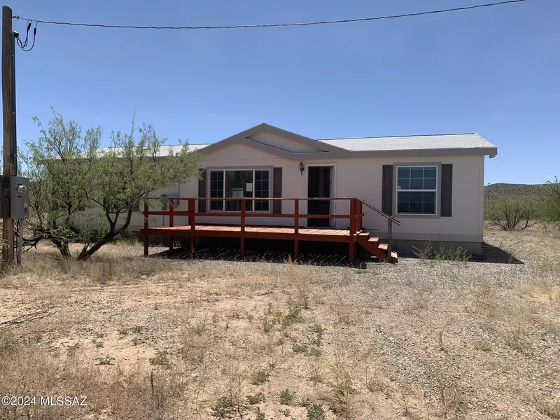 10470 S Robison Road, Willcox, AZ 85643