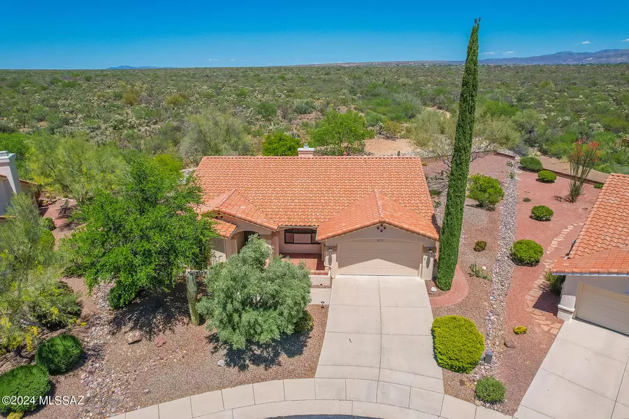 1377 E Crown Ridge Drive, Oro Valley, AZ 85755