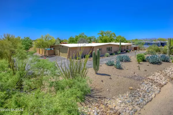 6701 N Pomona Road, Tucson, AZ 85704