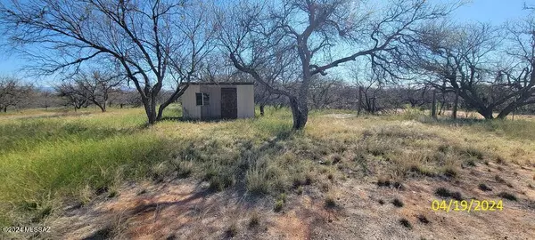 Benson, AZ 85602,2498 W Columbine Lane