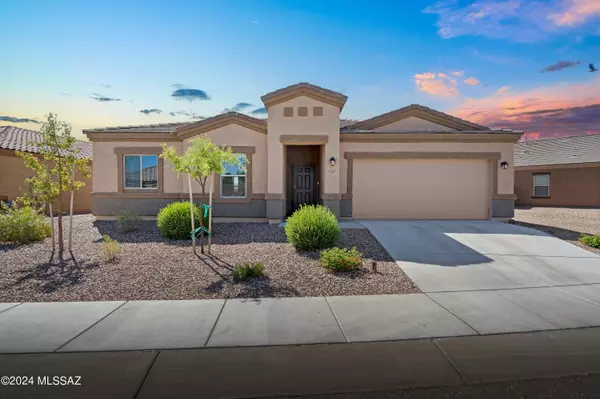 17837 S Silent Meadows Path, Sahuarita, AZ 85629