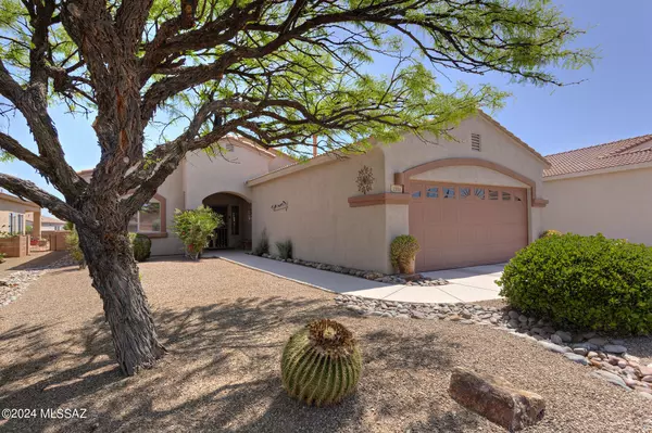 2359 S Via Pompilo, Green Valley, AZ 85614