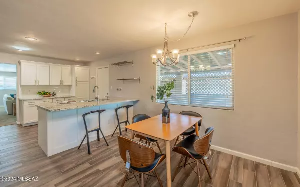 Tucson, AZ 85711,5312 E 20Th Street