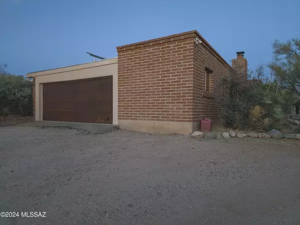 Tucson, AZ 85748,610 N Freeman Road