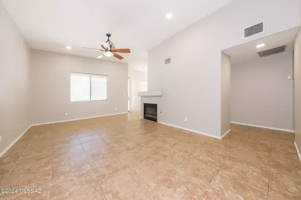 Tucson, AZ 85745,3341 W Quail Haven Circle