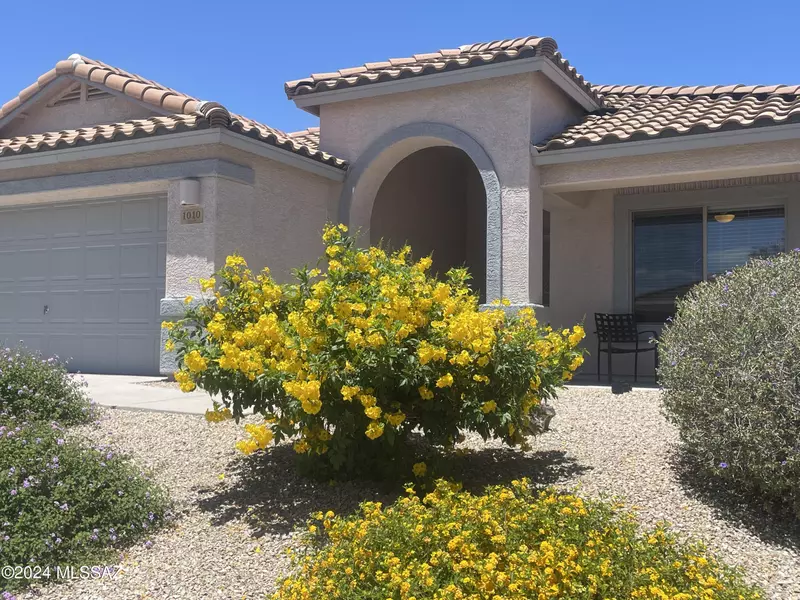 1010 W Via San Miguel, Green Valley, AZ 85614