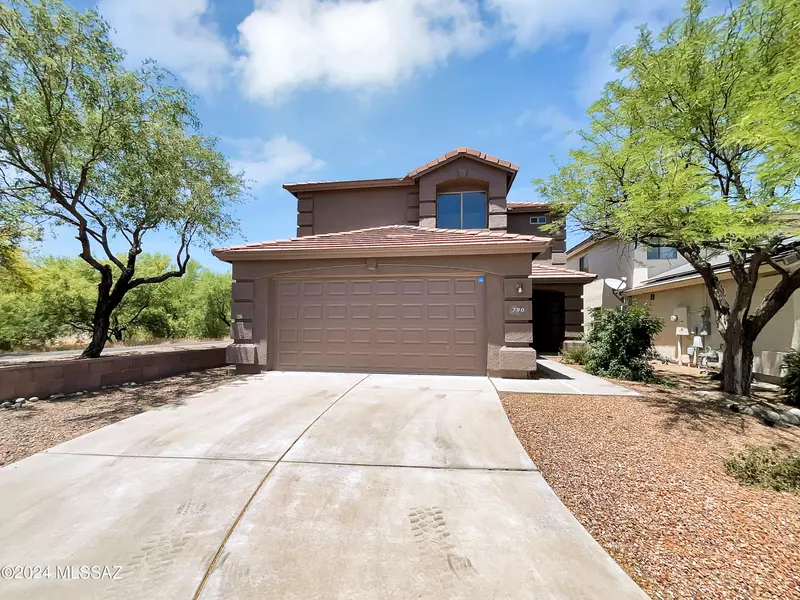 790 W Emerald Key Drive, Green Valley, AZ 85614