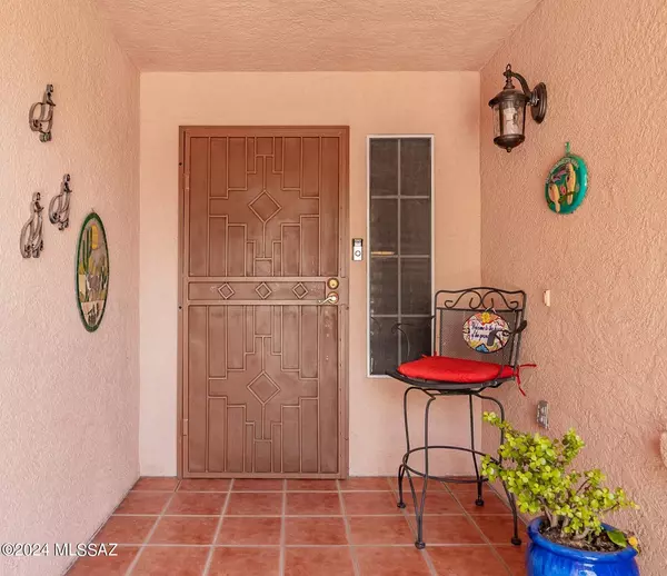 Green Valley, AZ 85614,2573 N Camino Reloj