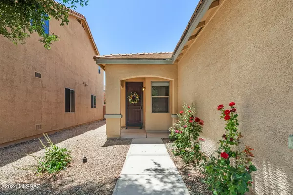 Sahuarita, AZ 85629,898 E Catkins Place