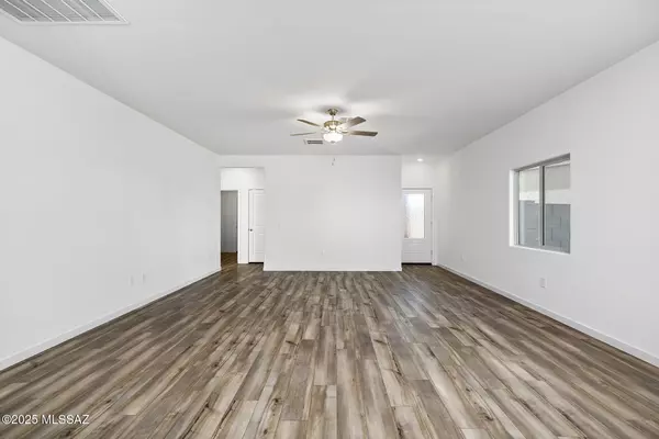 Tucson, AZ 85757,7311 W Cottage Farm Way