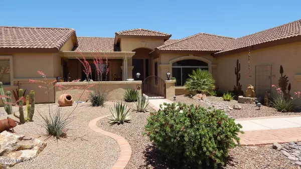 2415 E Overview Lane, Green Valley, AZ 85614