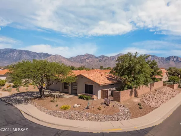 1096 E Rising Sun Drive, Oro Valley, AZ 85755