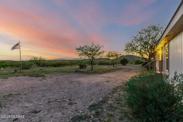 Benson, AZ 85602,16540 S Isleta Trail