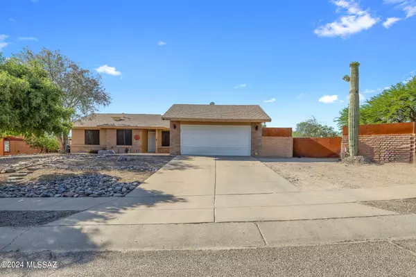 2079 S Cerro Drive, Tucson, AZ 85713