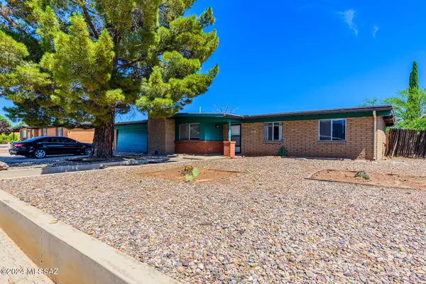 2253 E Santa Teresa Drive, Sierra Vista, AZ 85635