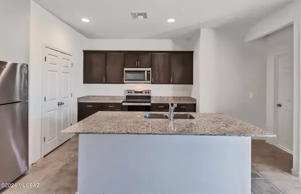 Tucson, AZ 85707,6575 E Camino Rebina