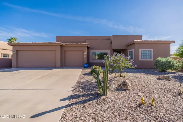 721 W Regulation Place,  Oro Valley,  AZ 85755