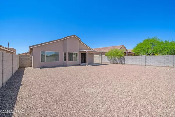 7964 W Mural Hill Drive,  Tucson,  AZ 85743