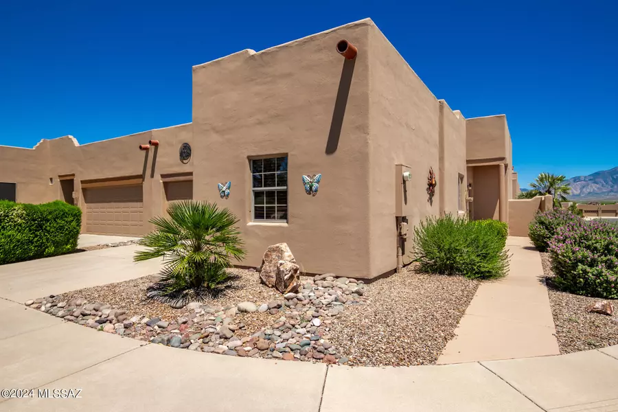 3741 S Camino Comica, Green Valley, AZ 85614