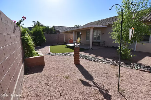 Tucson, AZ 85743,7983 W Greensleeves Way