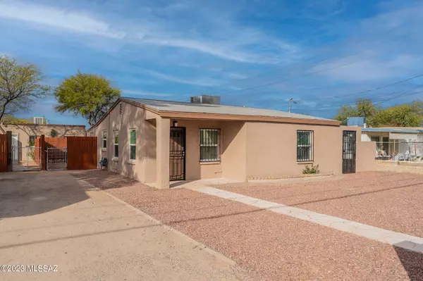 2821-2823 N Dodge Boulevard, Tucson, AZ 85716