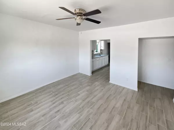 Tucson, AZ 85716,3832 E Monte Vista Drive