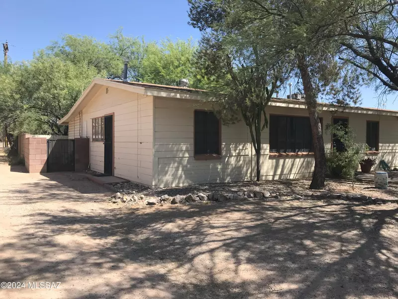 720 N Irving Circle #Studio1, Tucson, AZ 85711