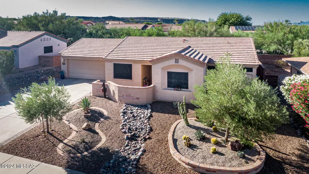 838 W Arbor Ridge Drive, Green Valley, AZ 85614