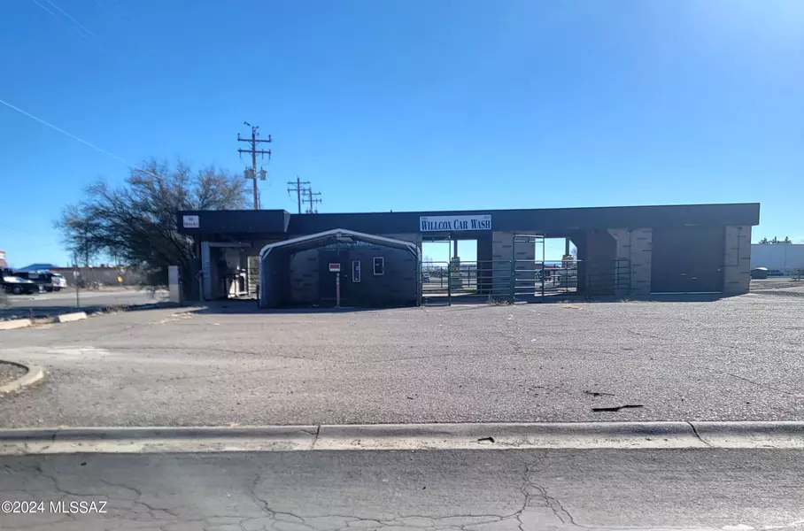 640 N Bisbee Avenue, Willcox, AZ 85643