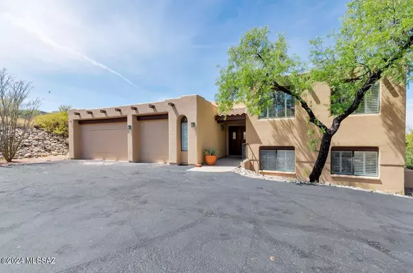 5440 N Suncrest Place, Tucson, AZ 85718