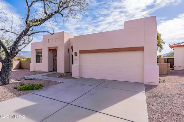 8777 E Desert Lupine Place,  Tucson,  AZ 85715